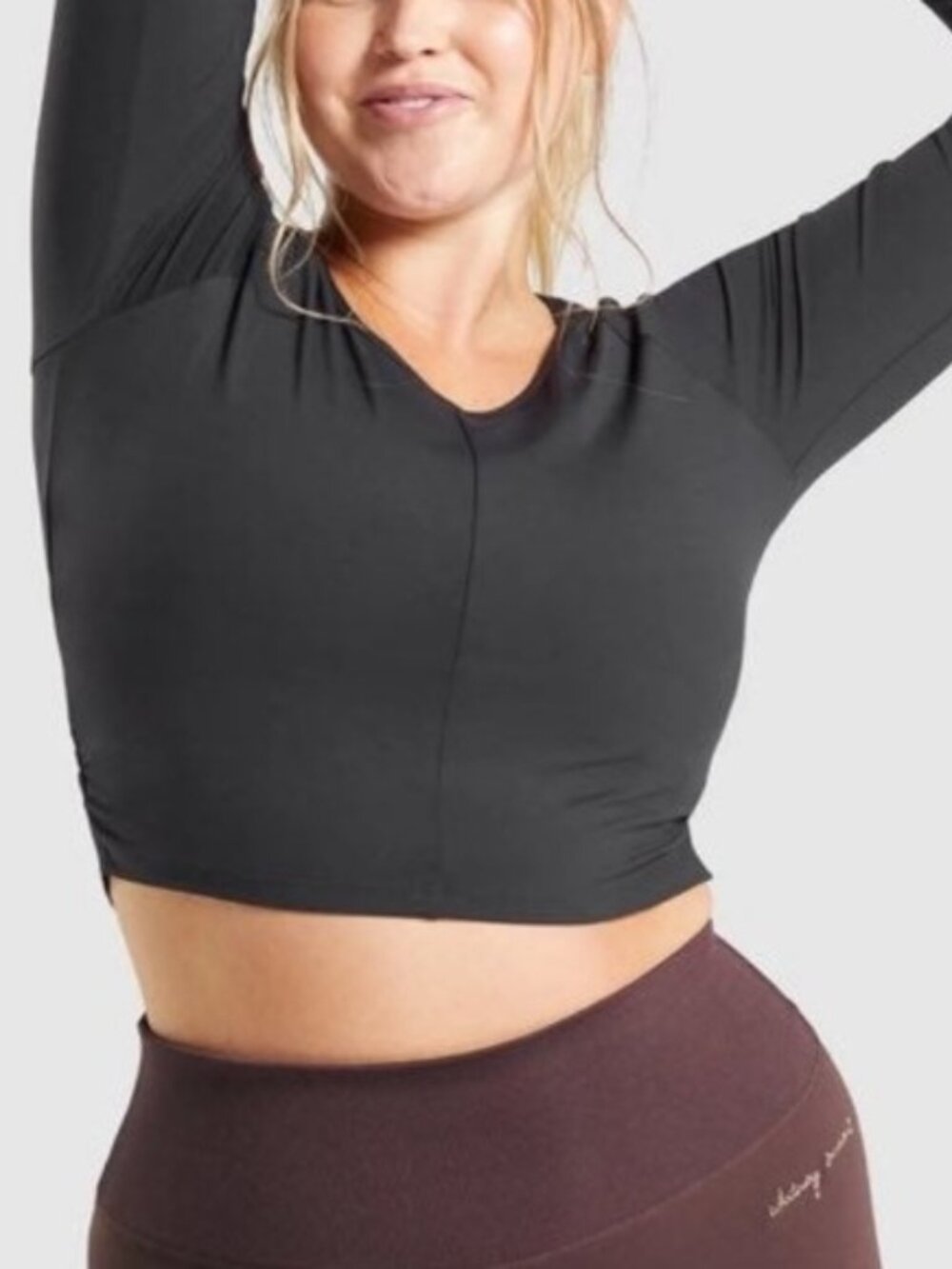 NWT Gymshark Whitney Simmons Black Long Sleeve Crop